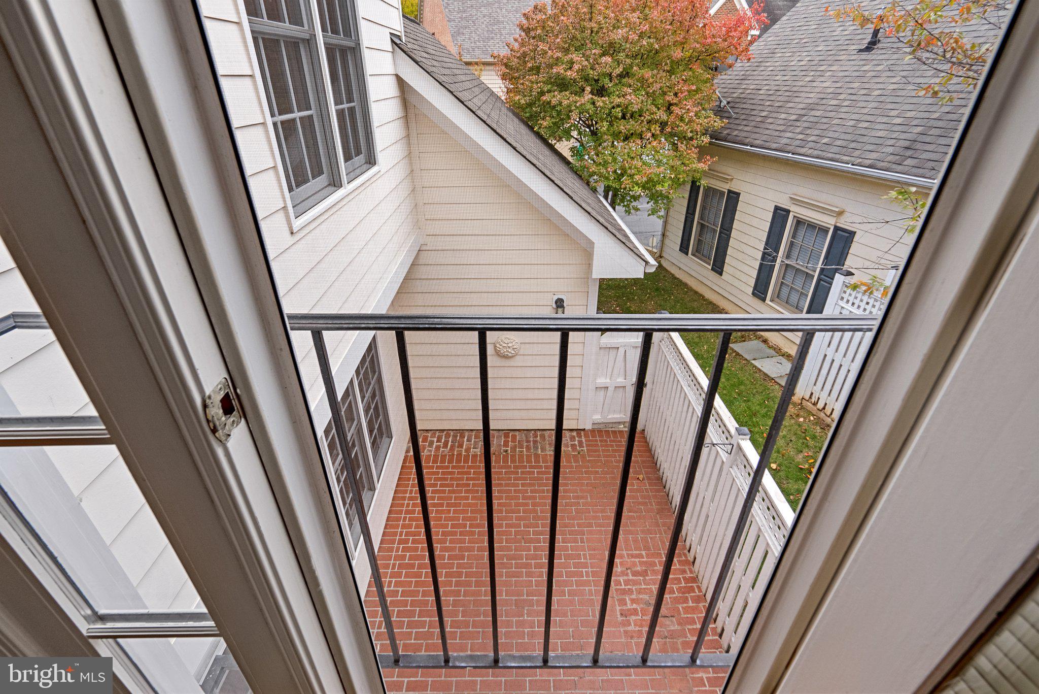 FALLSGROVE - Residential