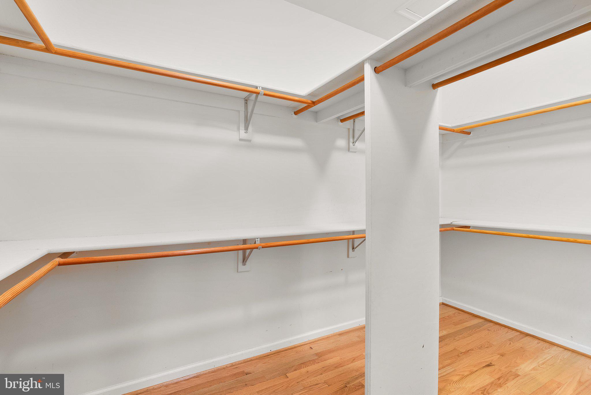 FALLSGROVE - Residential