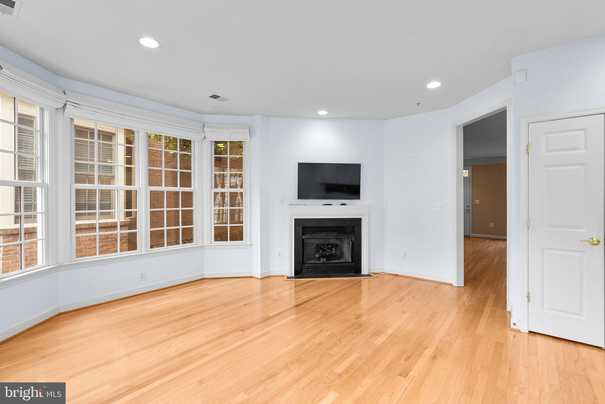 FALLSGROVE - Residential