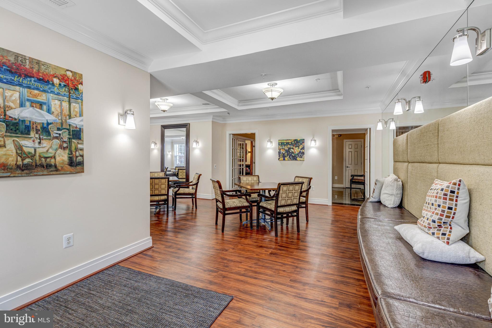 HIDDENBROOK - Residential