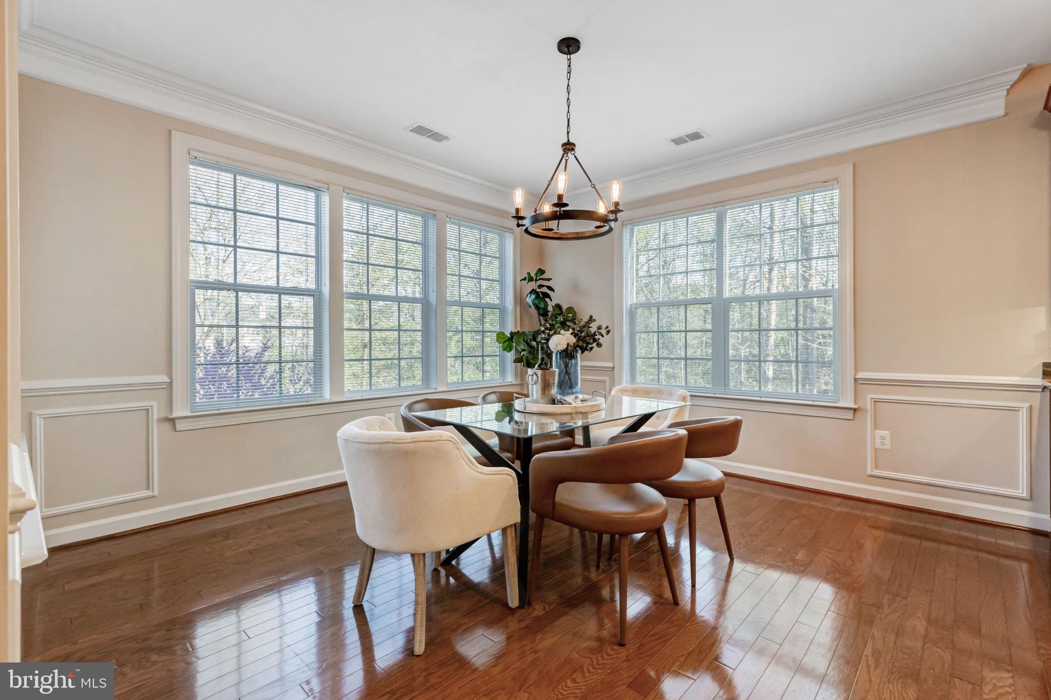 HIDDENBROOK - Residential