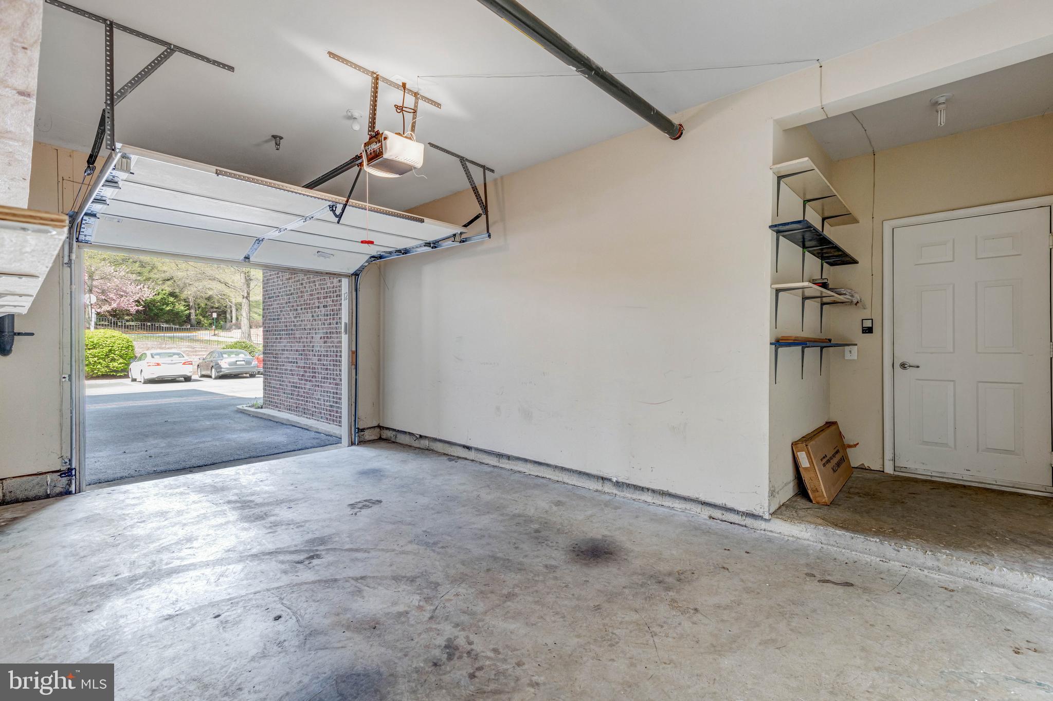 HIDDENBROOK - Residential