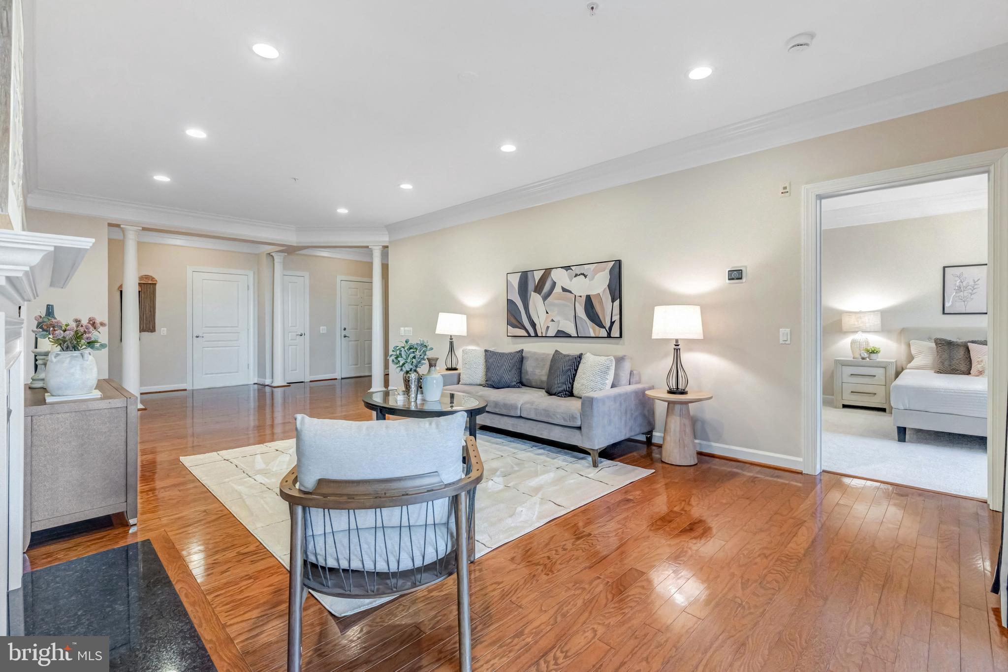 HIDDENBROOK - Residential