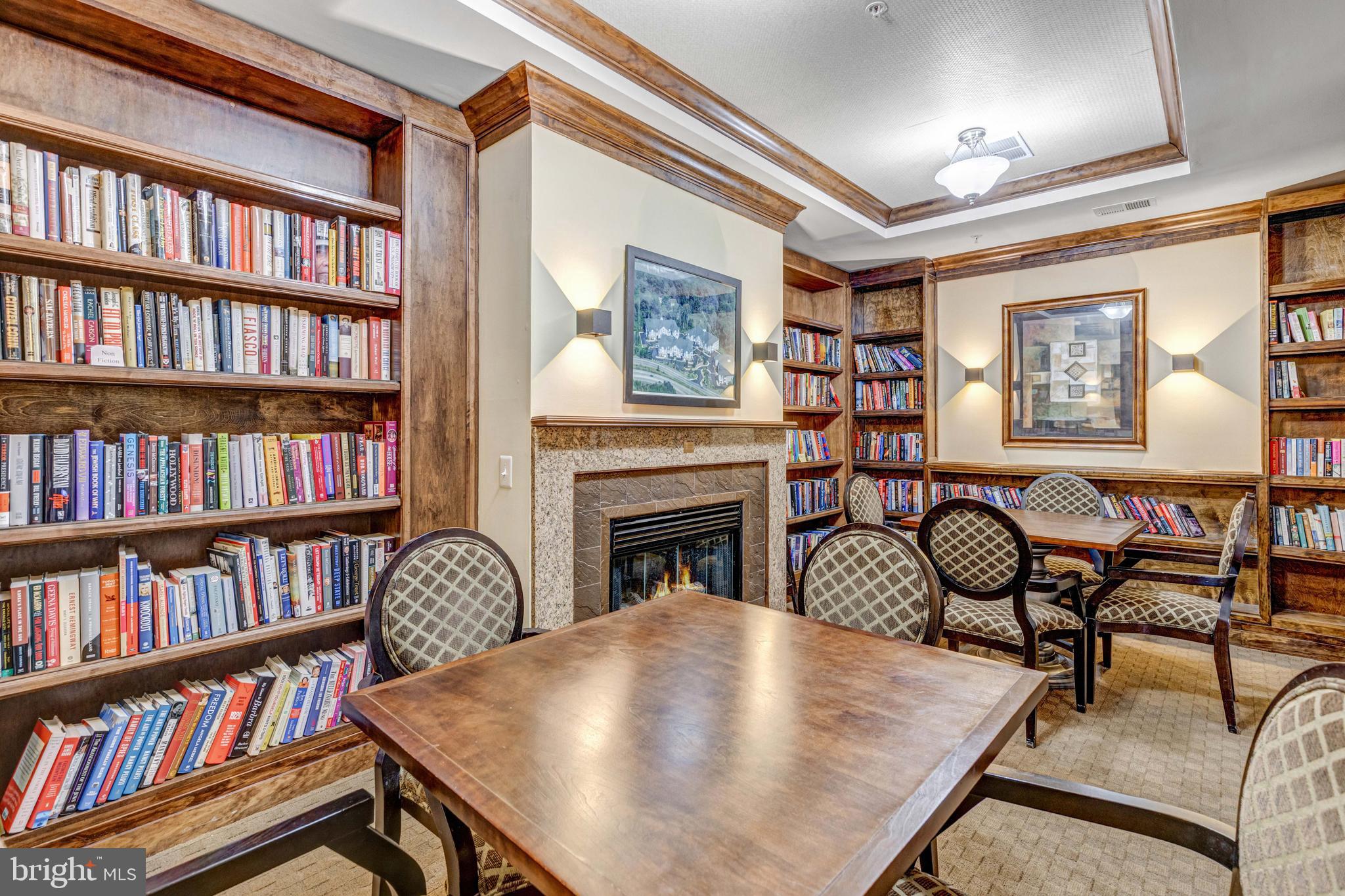 HIDDENBROOK - Residential