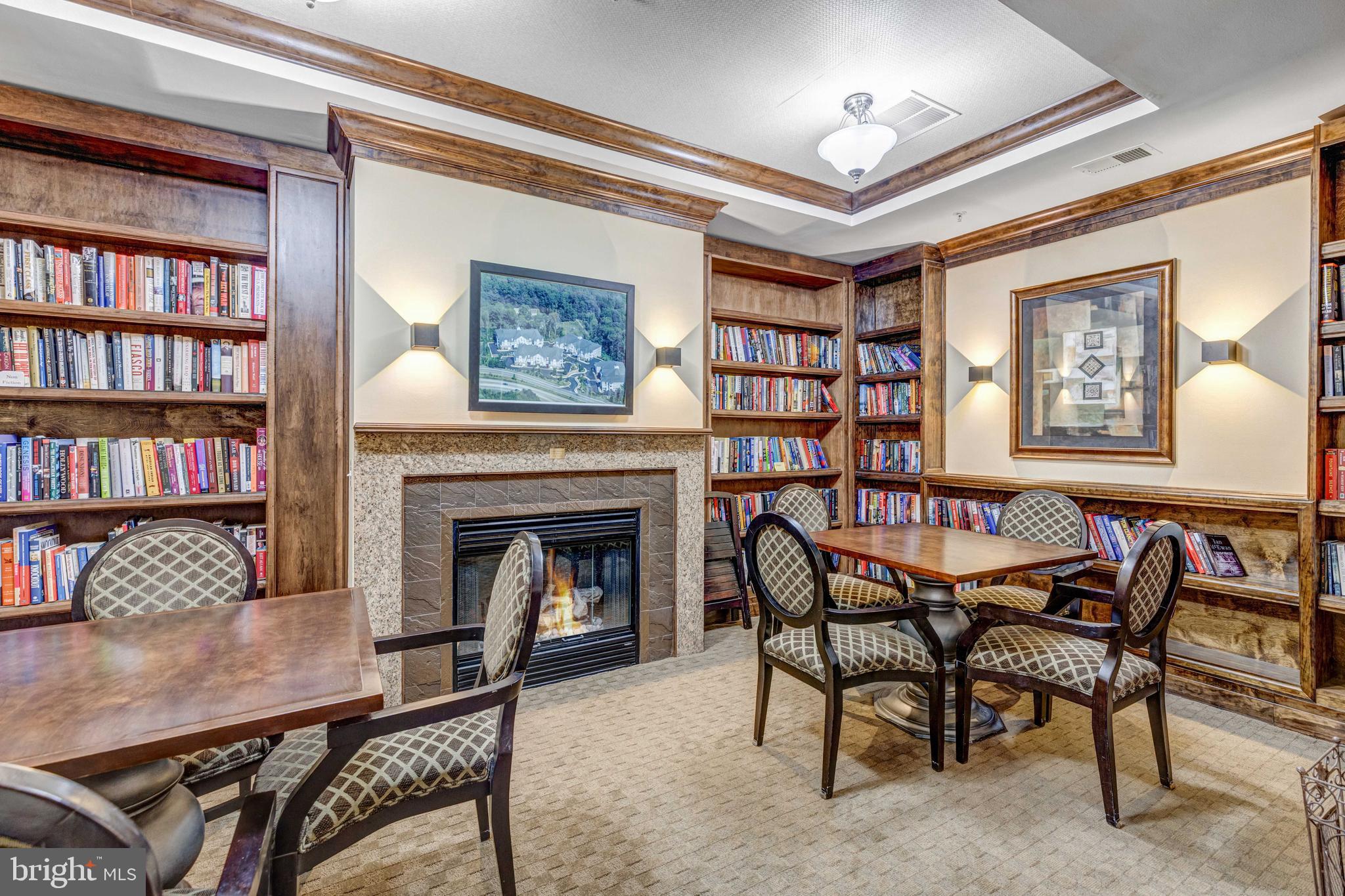 HIDDENBROOK - Residential