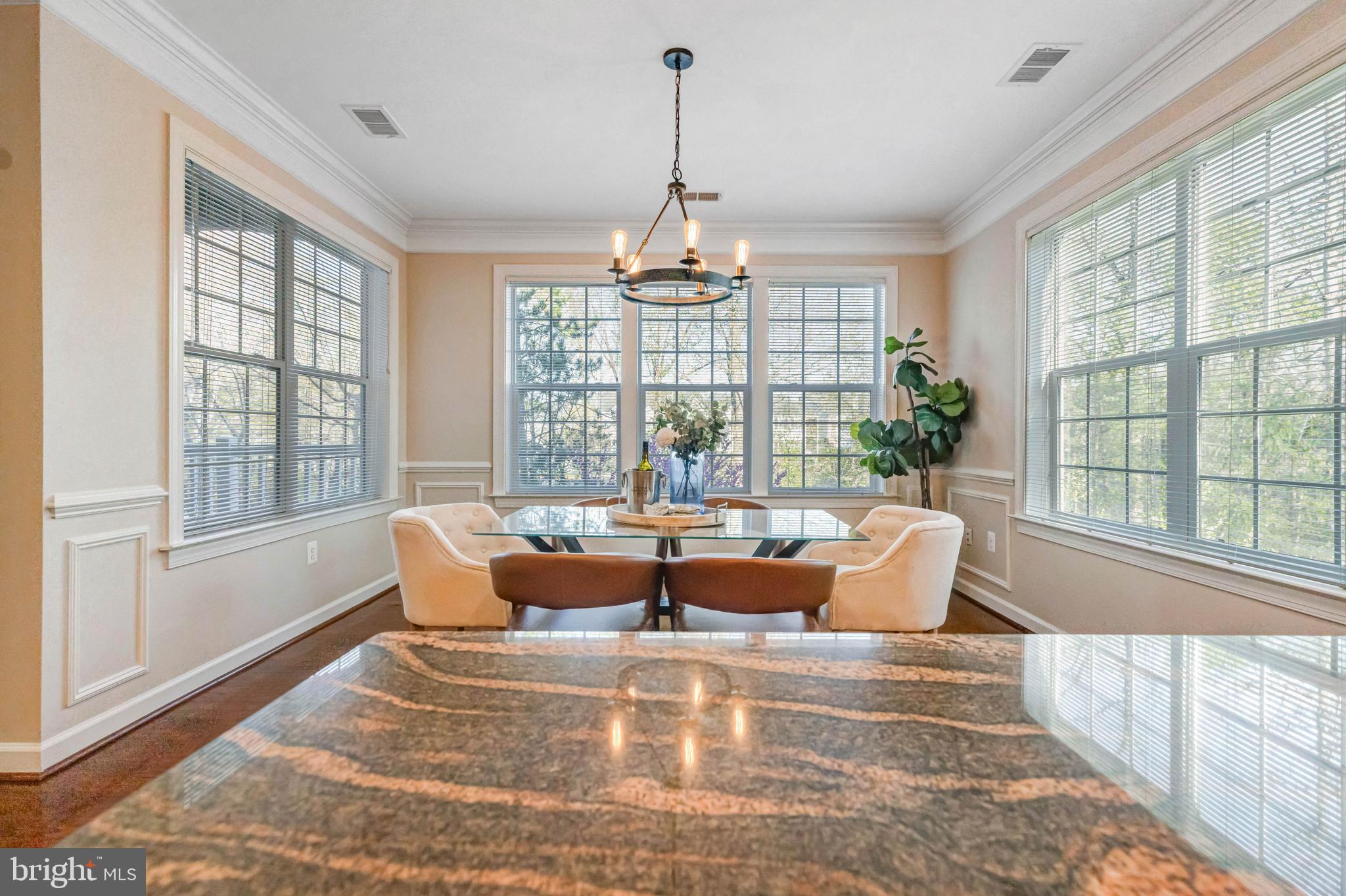 HIDDENBROOK - Residential