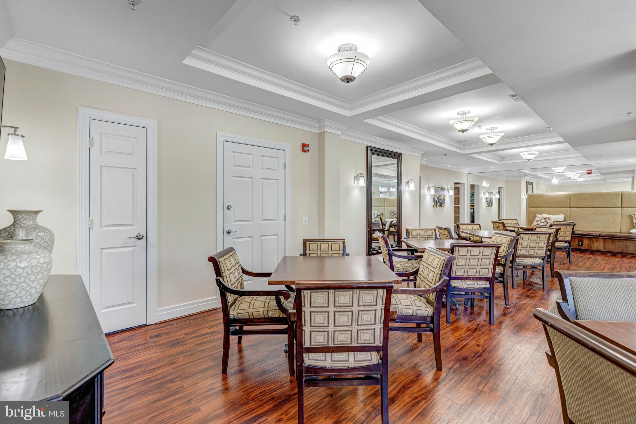 HIDDENBROOK - Residential