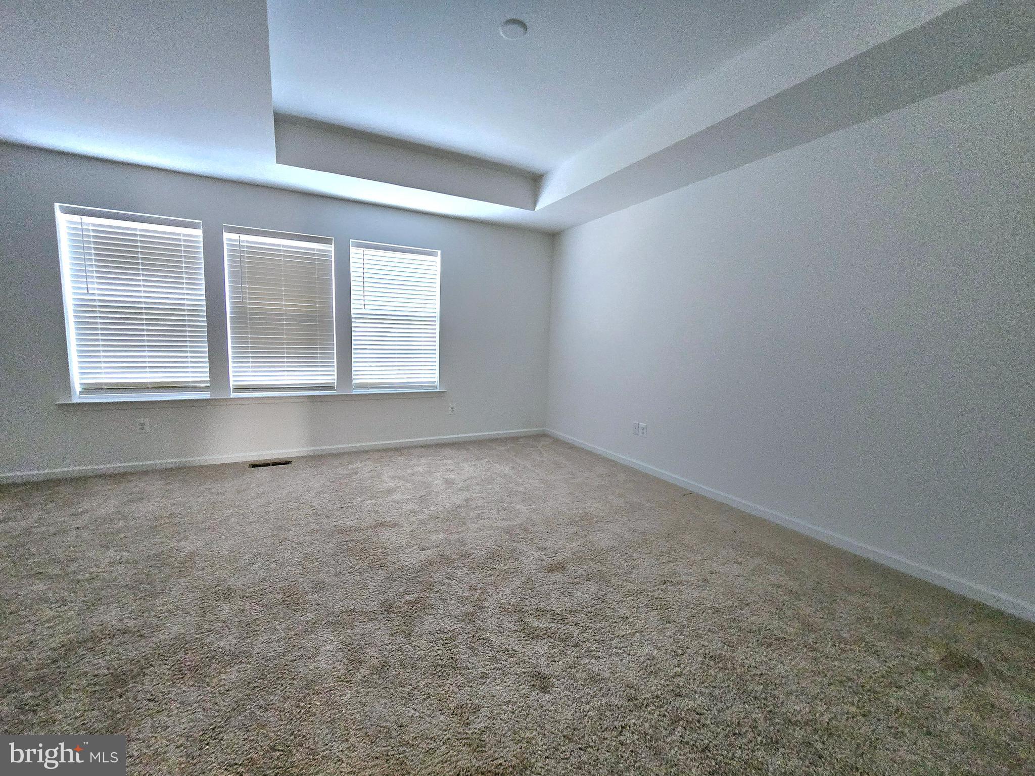 MCCAULEY CROSSING - Residential Lease