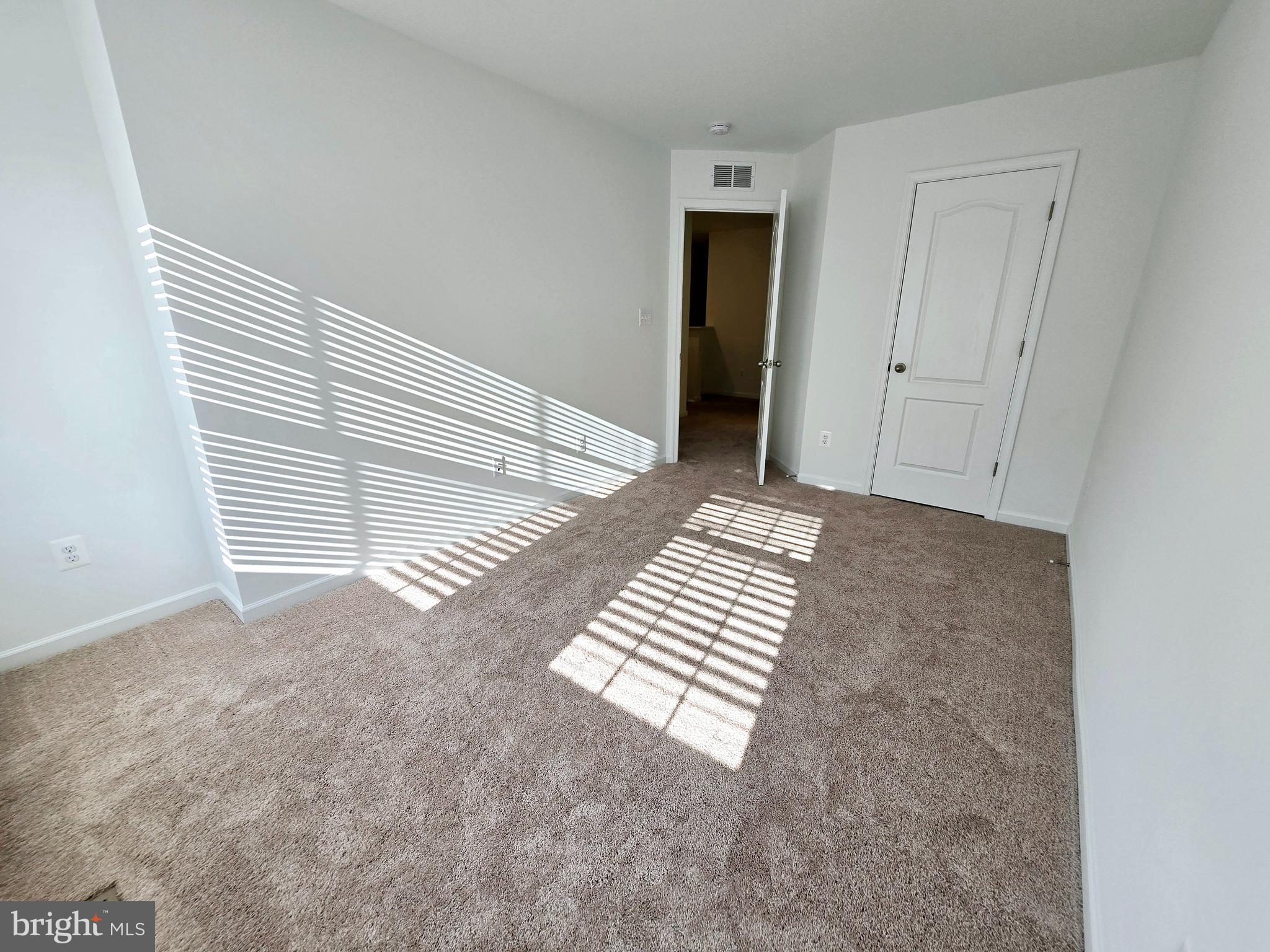 MCCAULEY CROSSING - Residential Lease