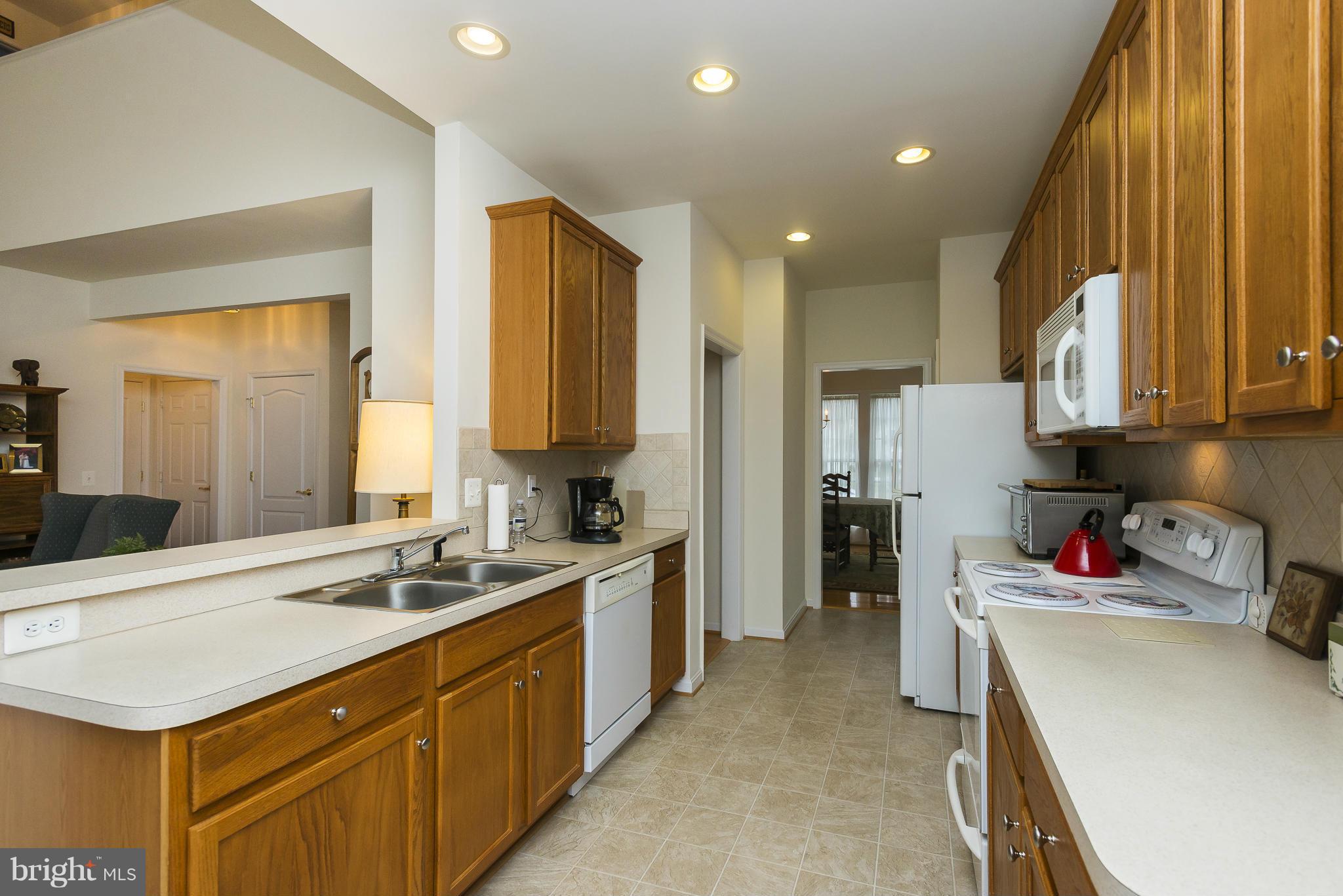 MAGOTHY MEADOWS - Residential