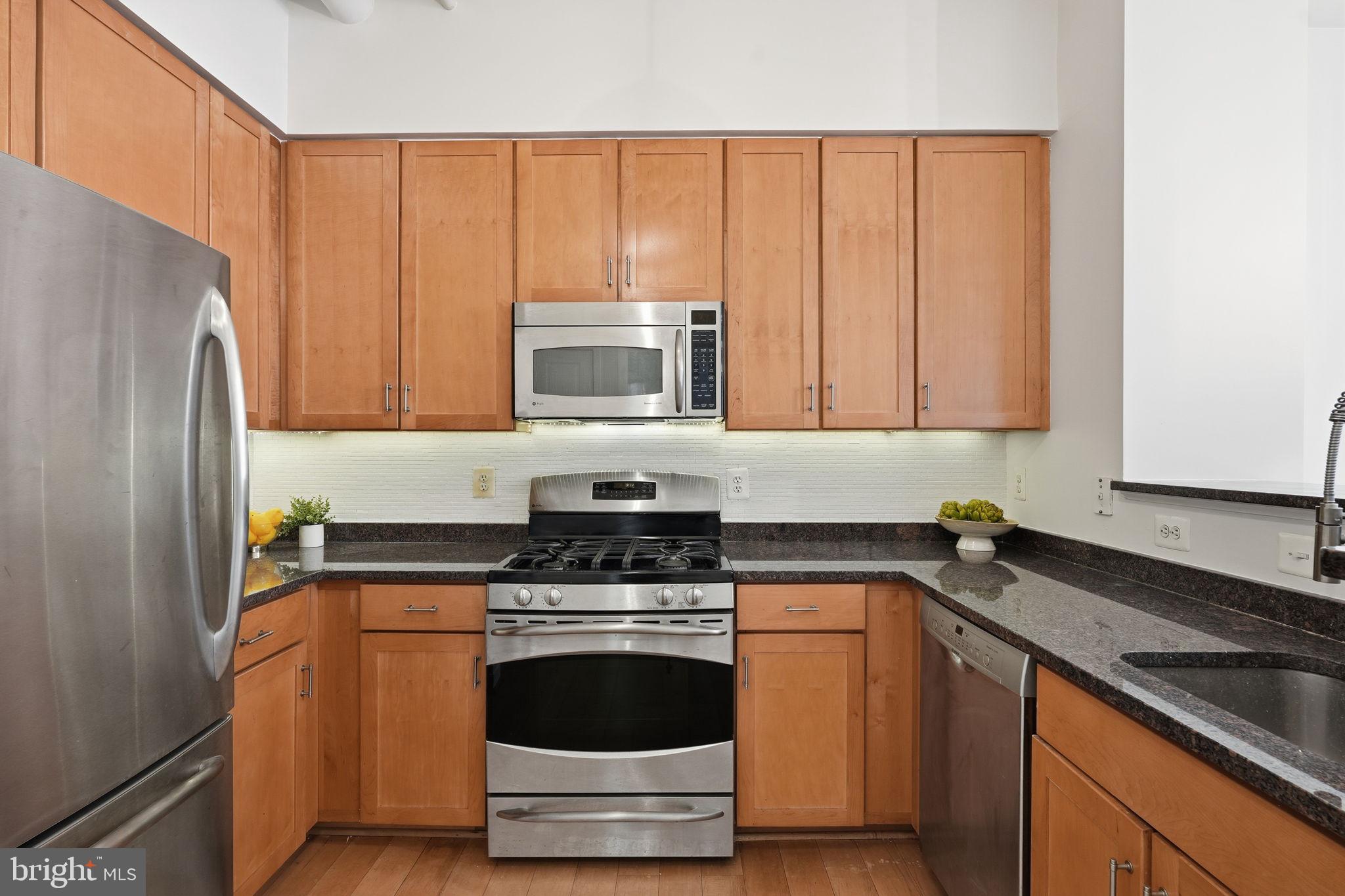 ELAN AT EAST MARKET - Residential