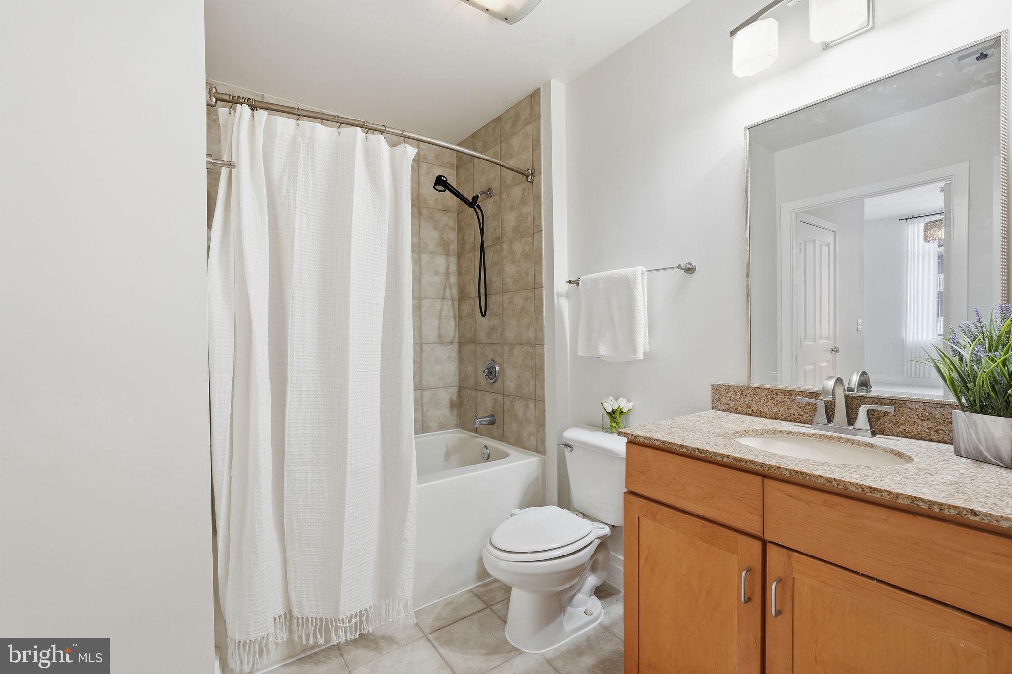 ELAN AT EAST MARKET - Residential