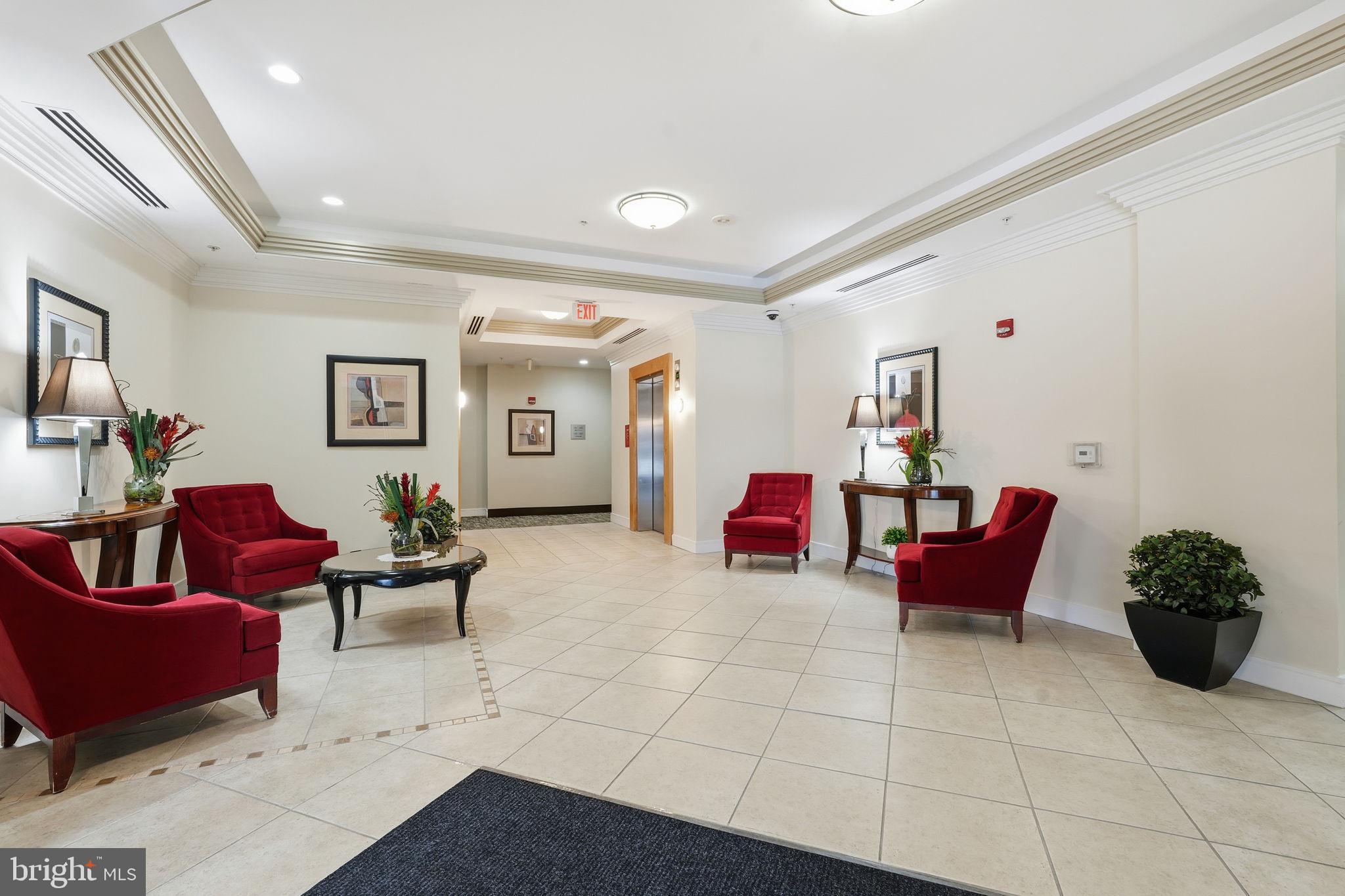 ELAN AT EAST MARKET - Residential