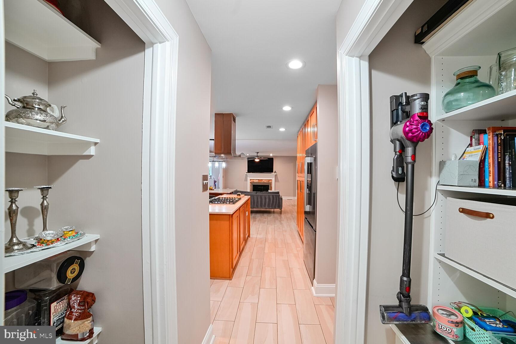 NORBECK ESTATES - Residential Lease