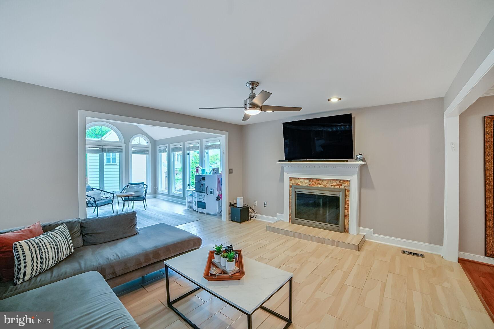 NORBECK ESTATES - Residential Lease