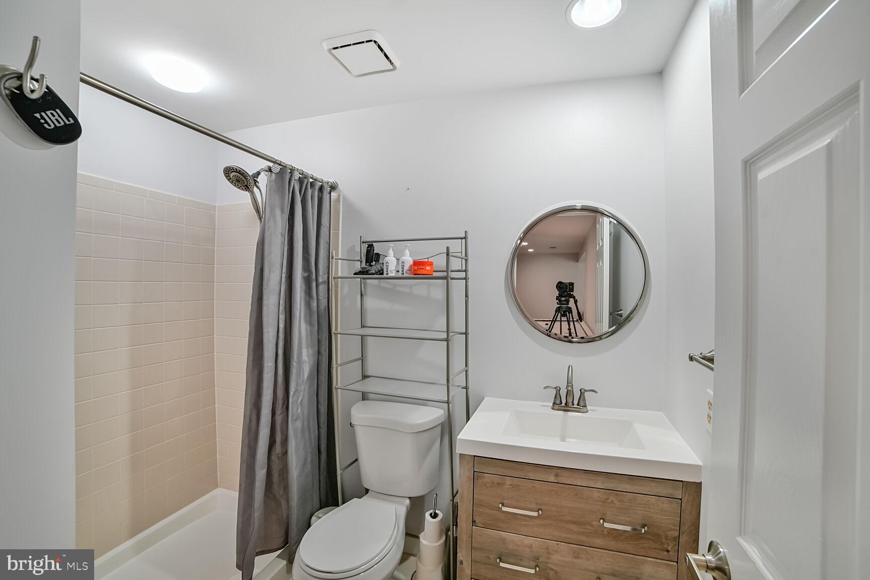 NORBECK ESTATES - Residential Lease