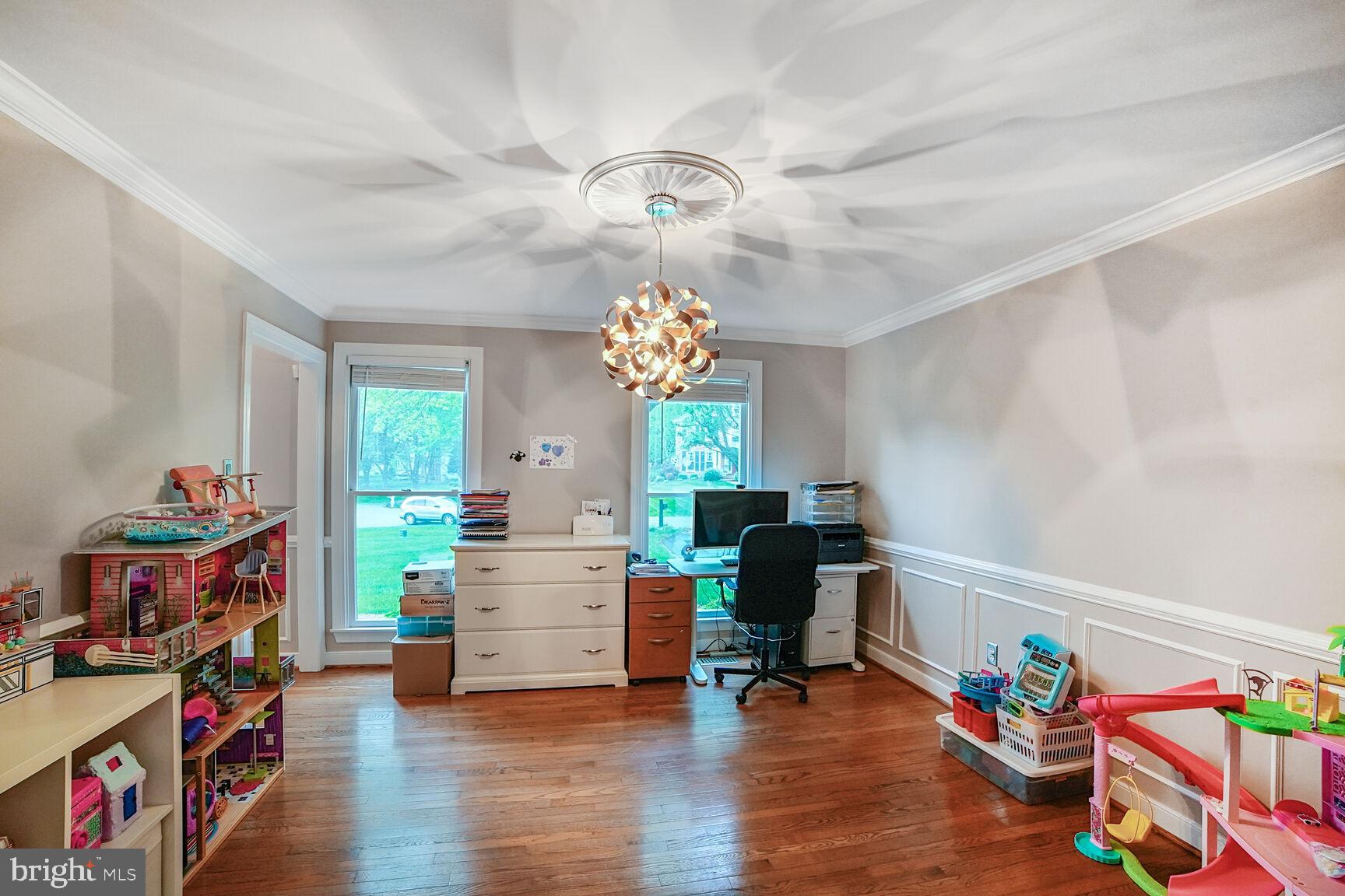 NORBECK ESTATES - Residential Lease