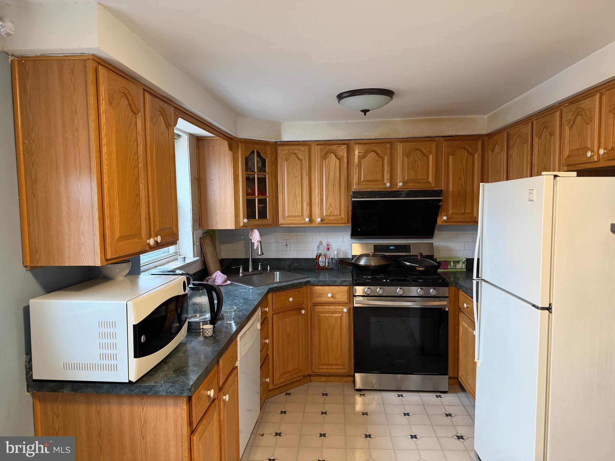 HOLME CIRCLE - Residential