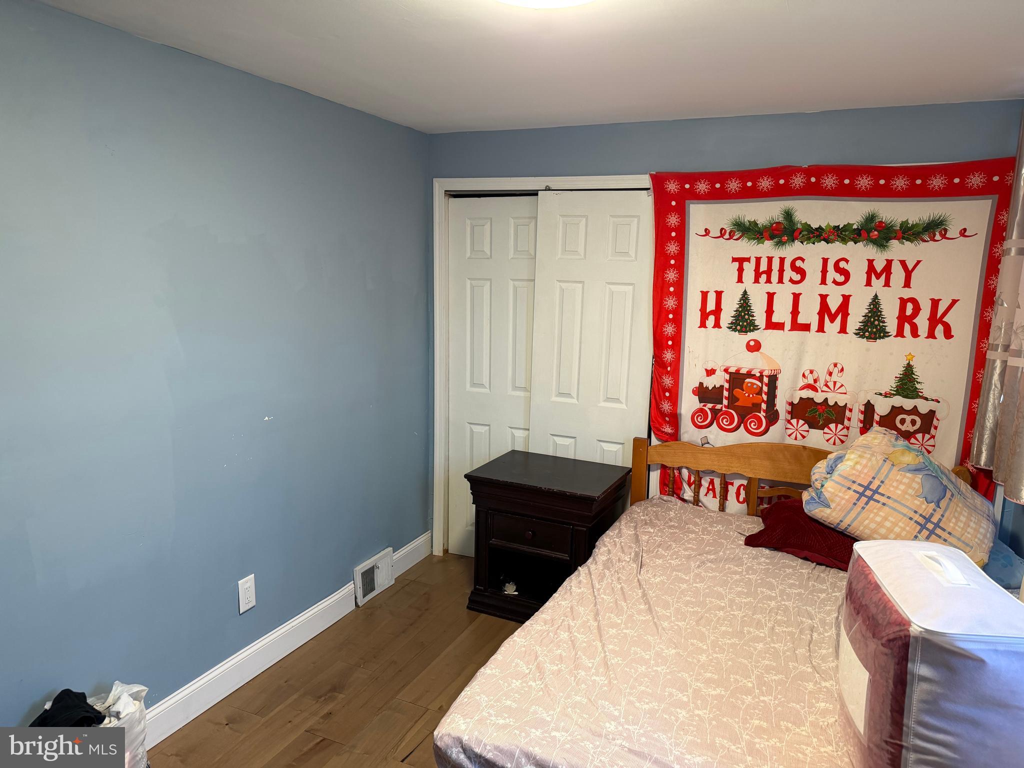 HOLME CIRCLE - Residential