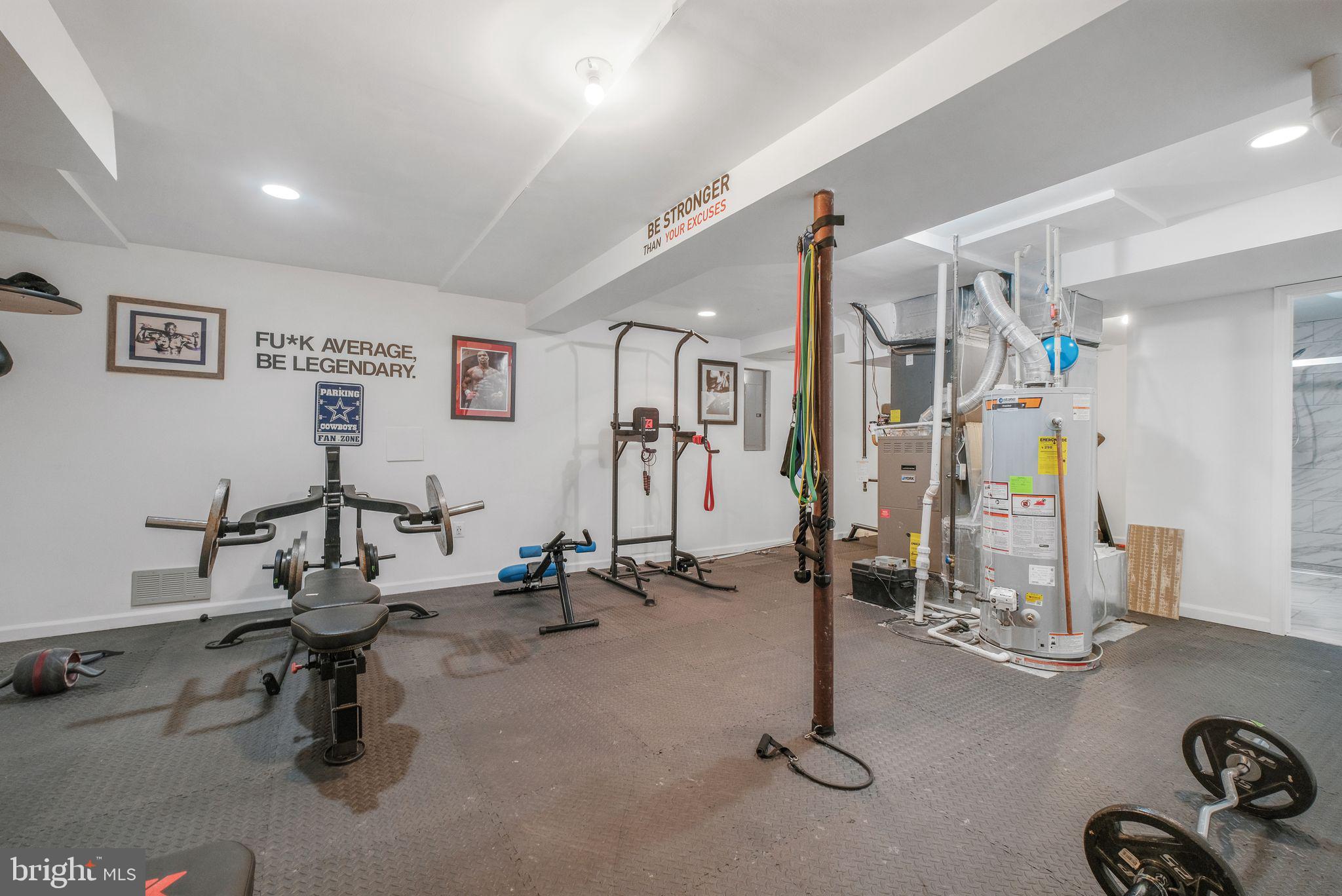 CHRISTOPHER POINTE - Residential