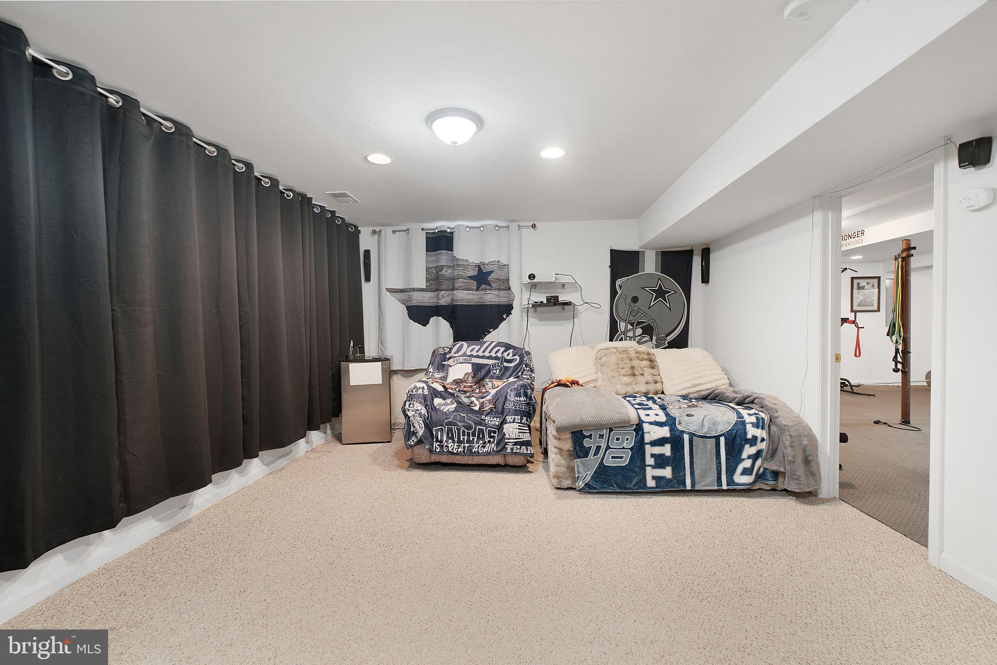 CHRISTOPHER POINTE - Residential