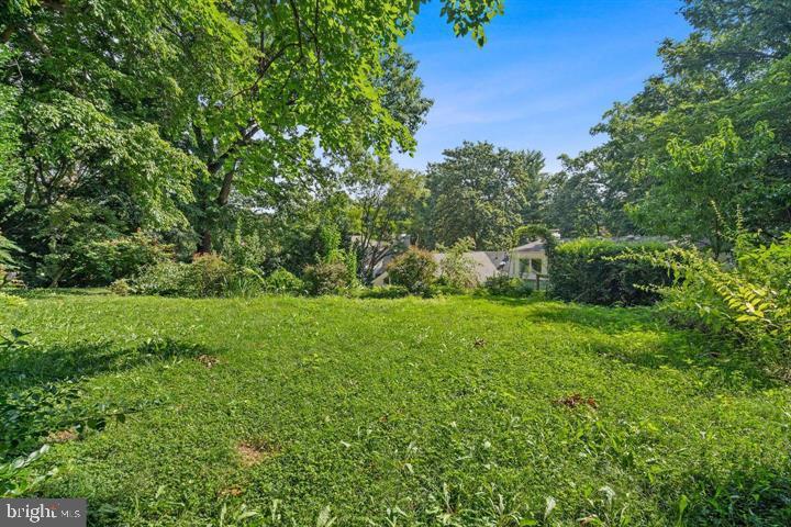BERKLEY - Residential