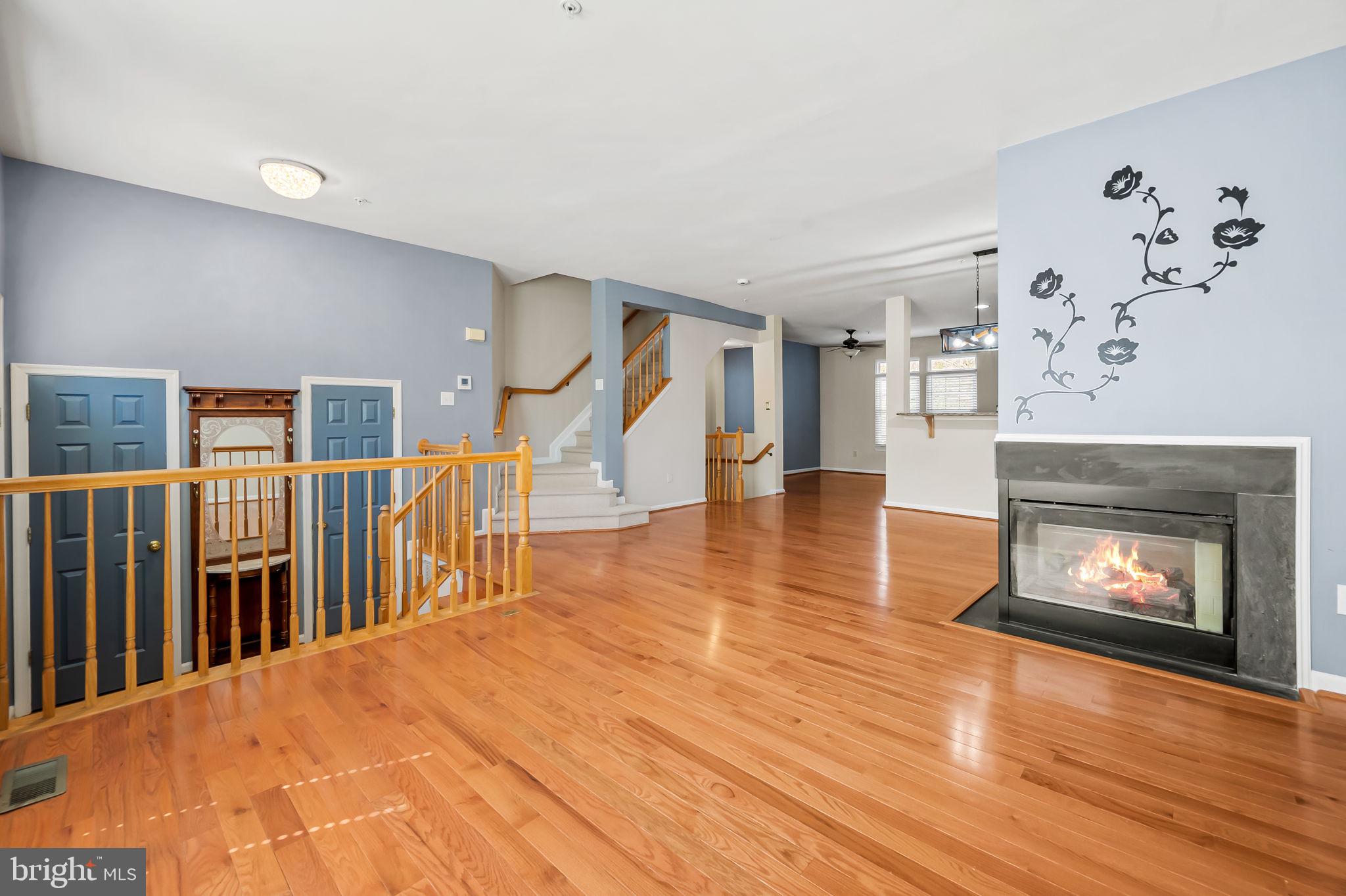 33 FERNS COURT