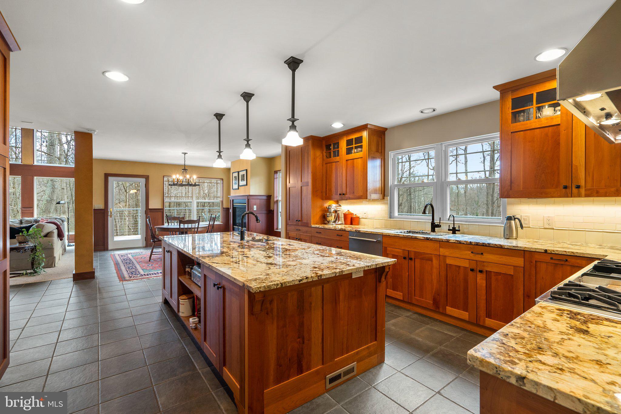 SPRINGFIELD - Residential