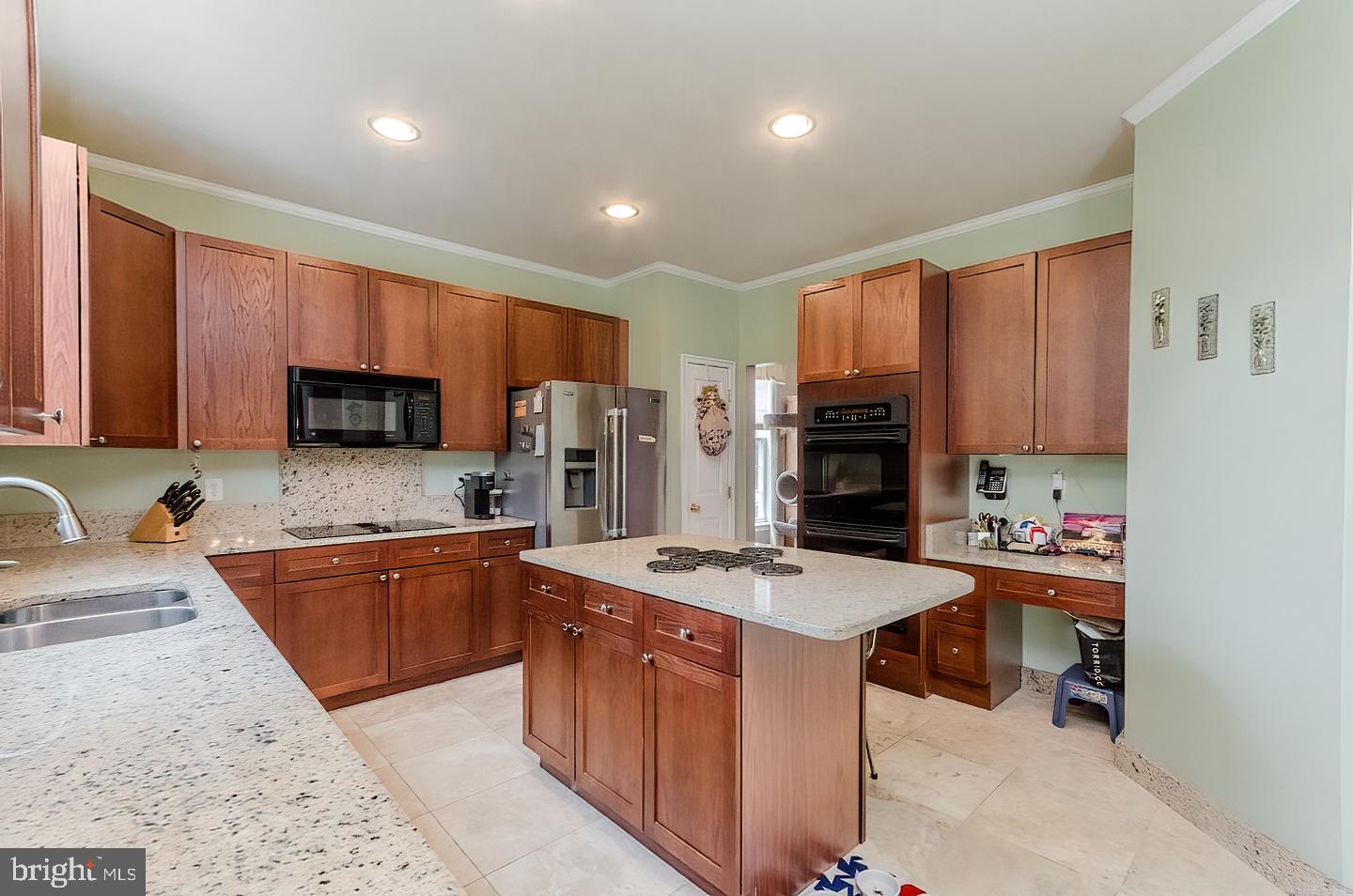 BENTWOOD ESTATES - Residential