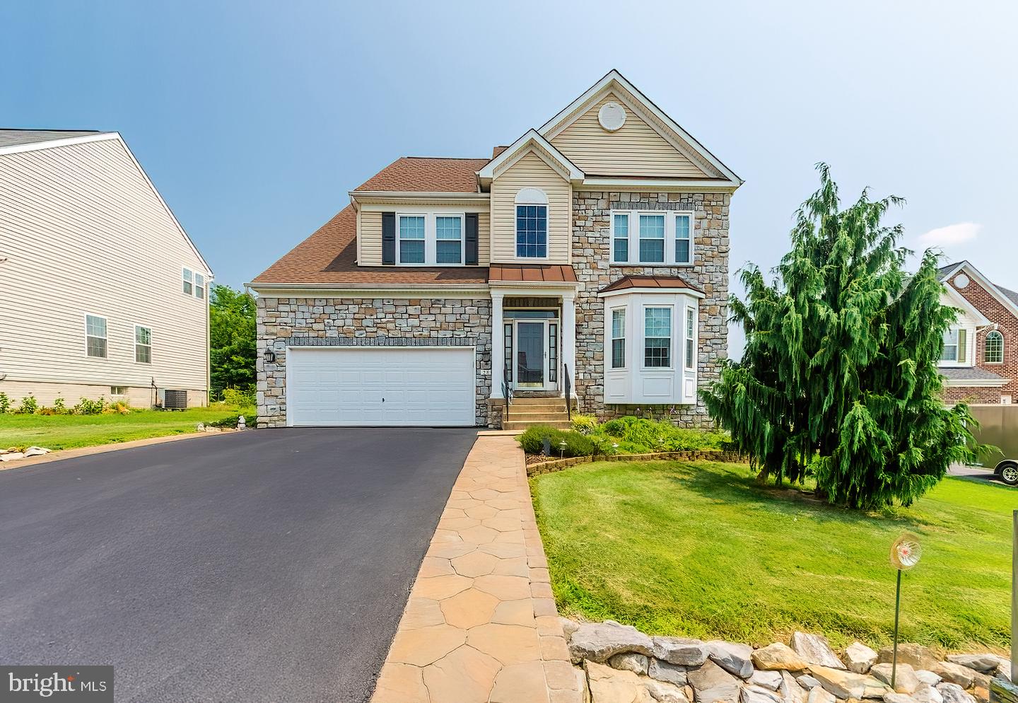 BENTWOOD ESTATES - Residential