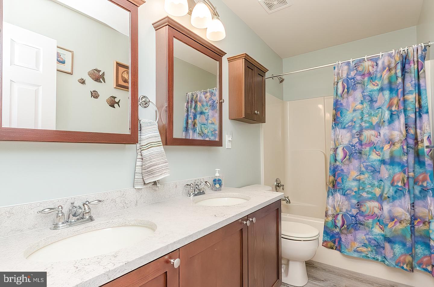 BENTWOOD ESTATES - Residential