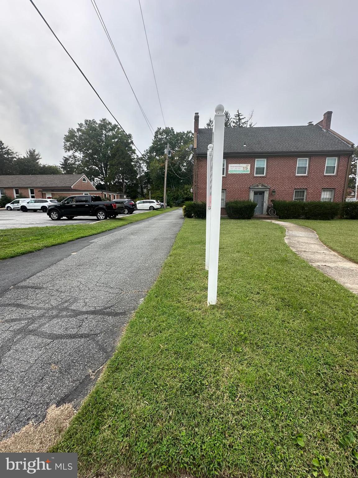 266 S COLLEGE AVENUE