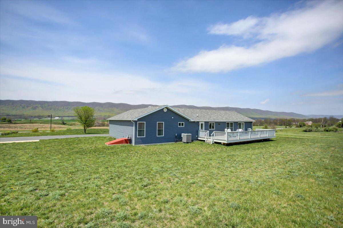 BLUE SPRING - Residential