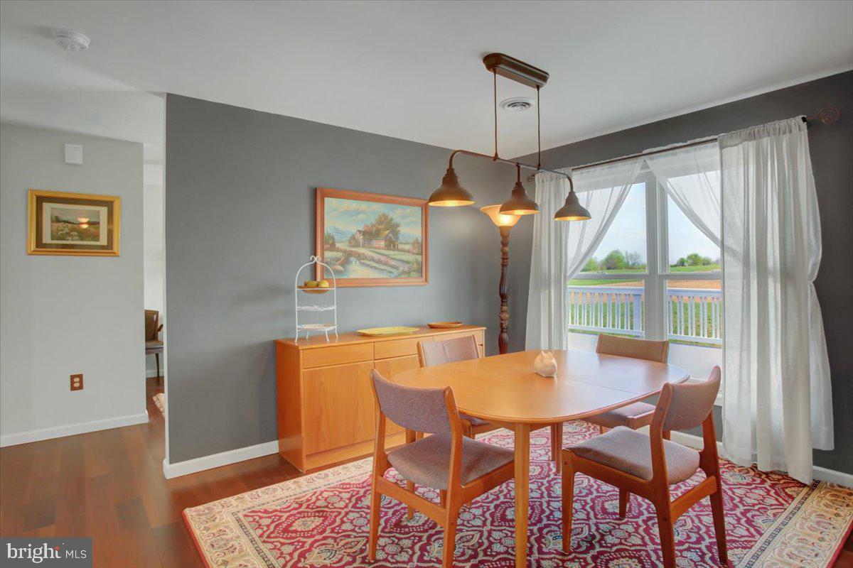 BLUE SPRING - Residential