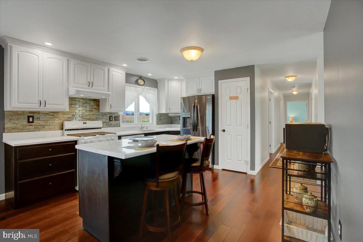 BLUE SPRING - Residential