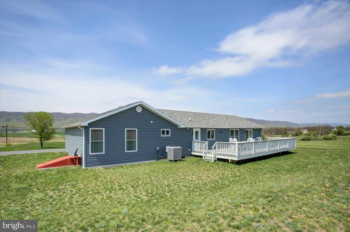 BLUE SPRING - Residential