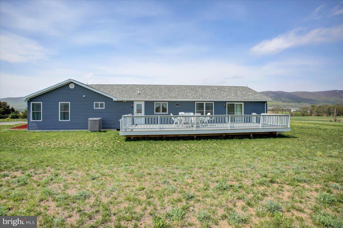 BLUE SPRING - Residential