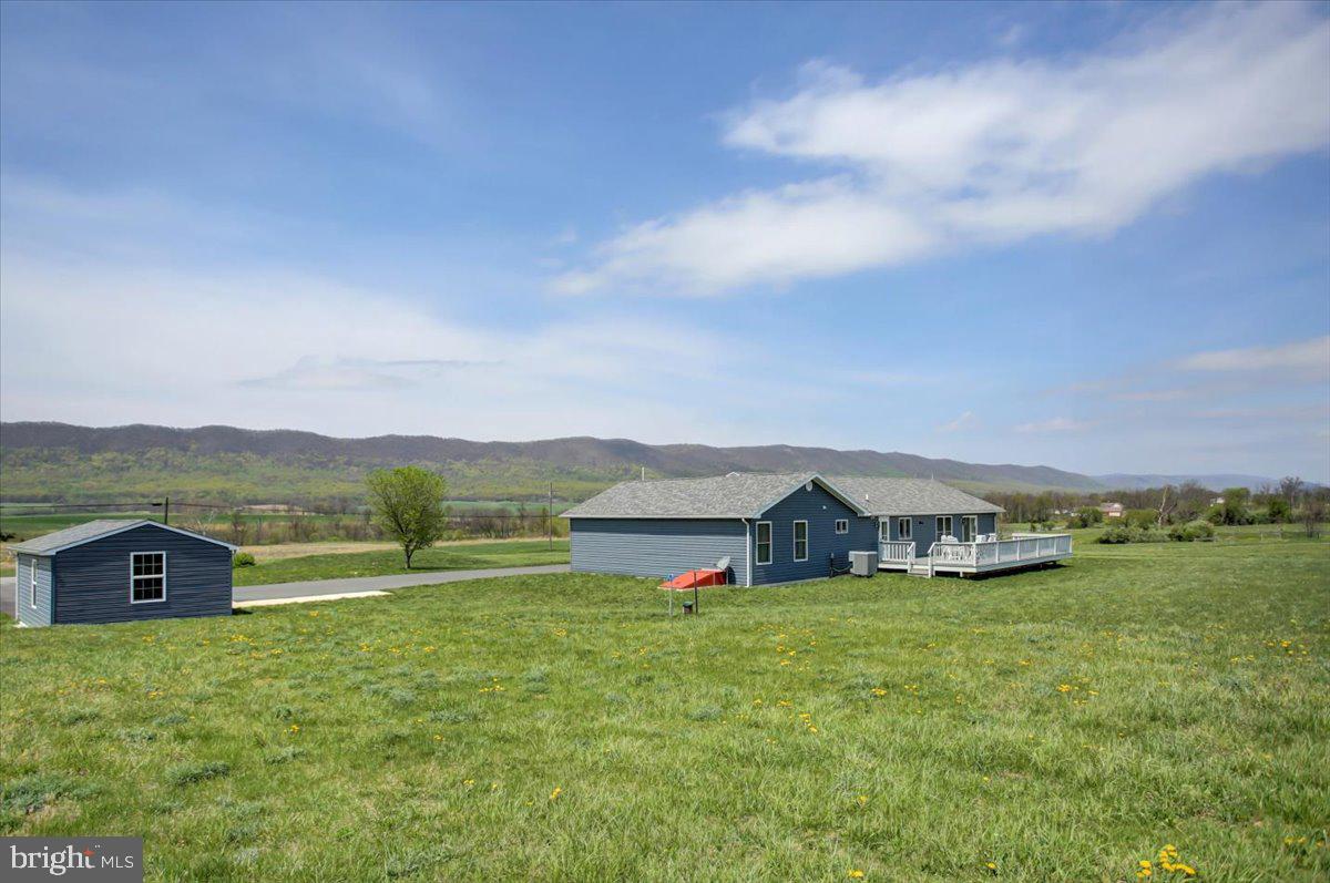 BLUE SPRING - Residential