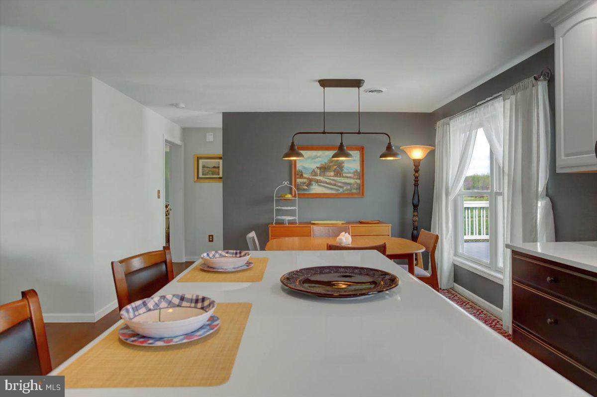 BLUE SPRING - Residential