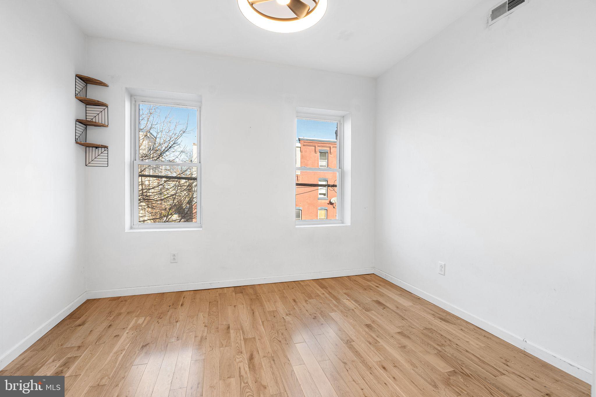 BELMONT - Residential