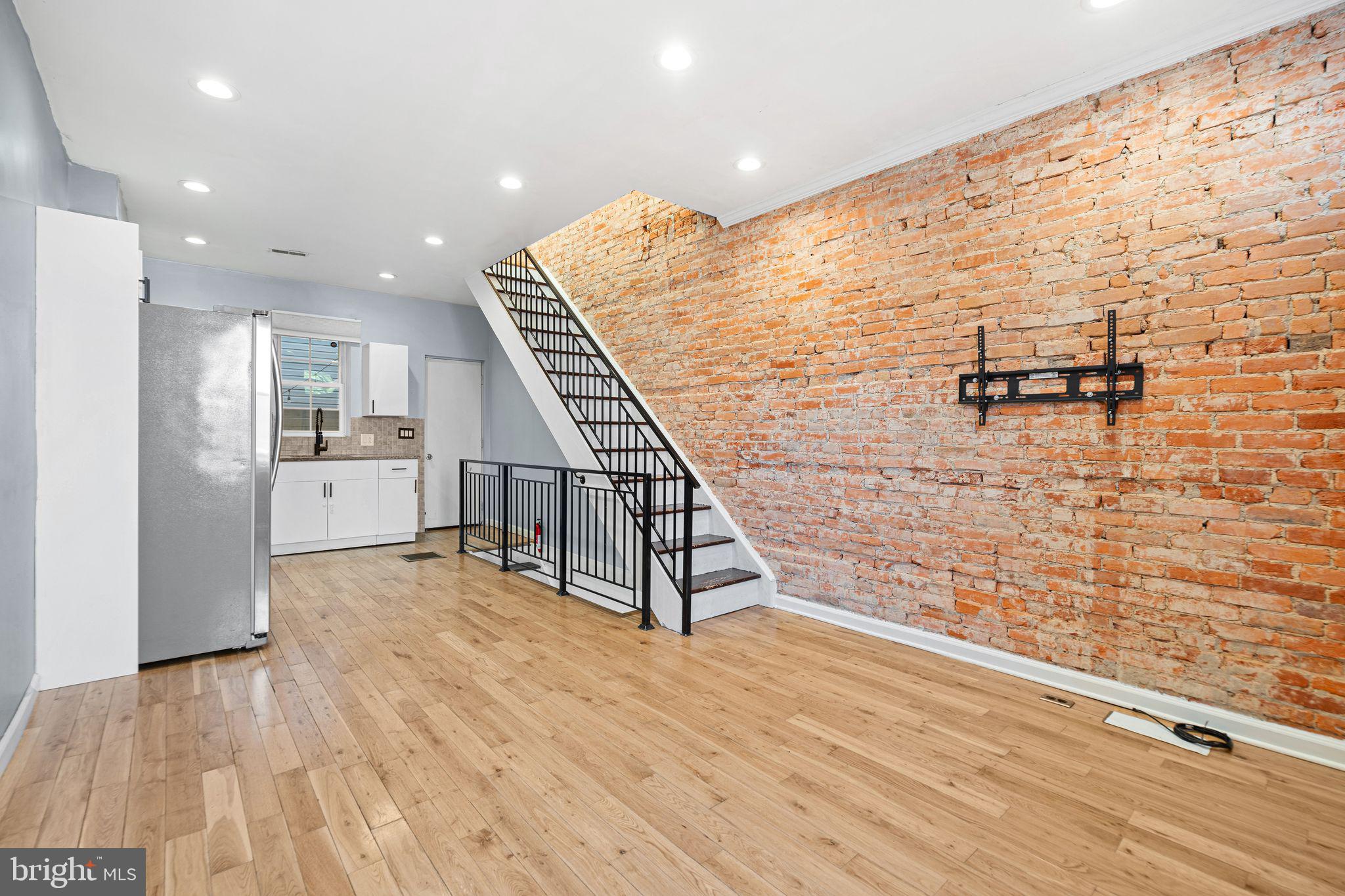 4206 WESTMINSTER AVENUE