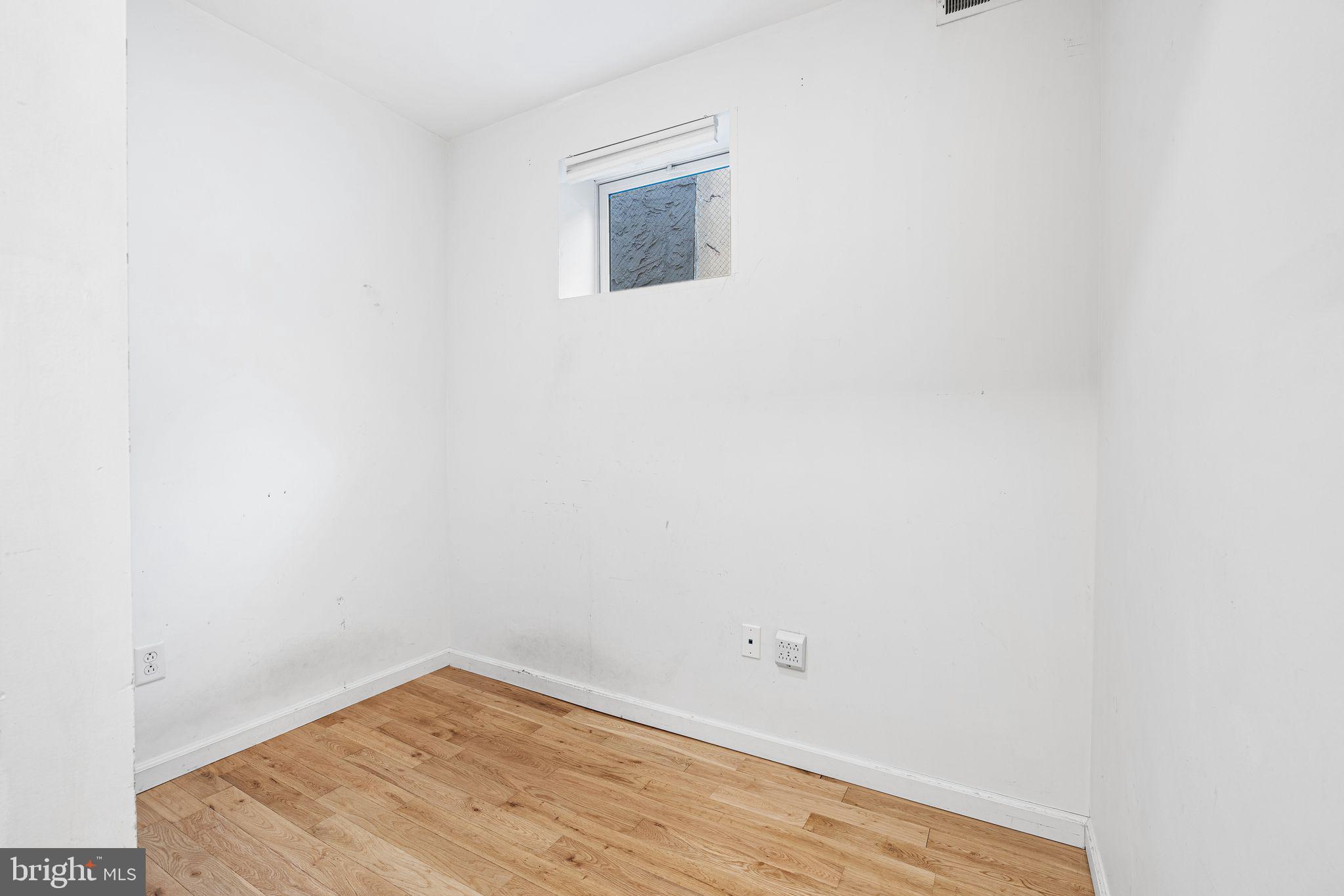 BELMONT - Residential