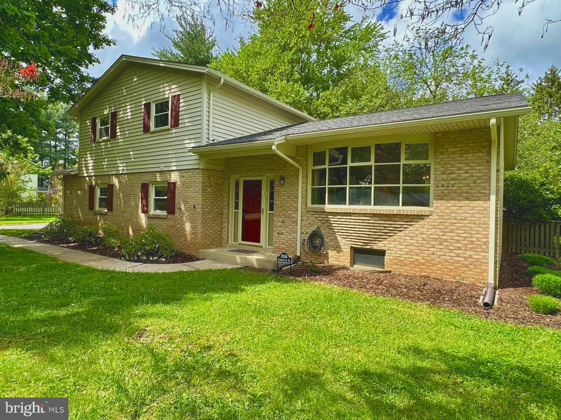 CLOVER HILL - Residential