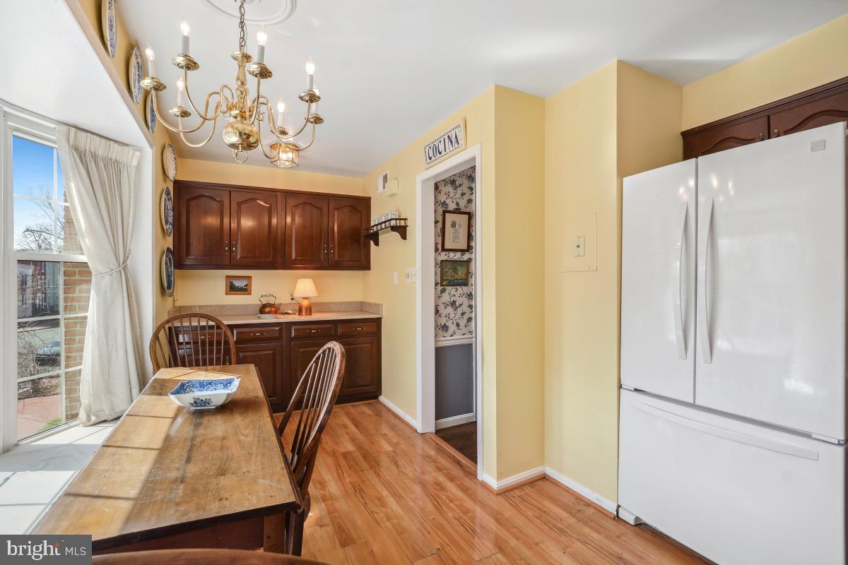 CAPITOL HILL - Residential