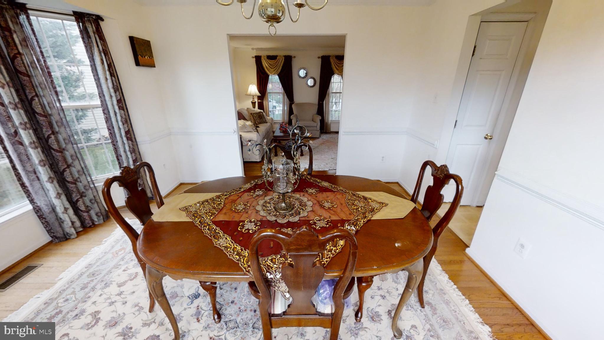 KINGS CROSSING - Residential Lease