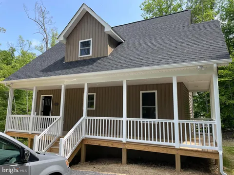 Apache Trail, Chester Gap, VA 22623 - MLS#: VARP2001638