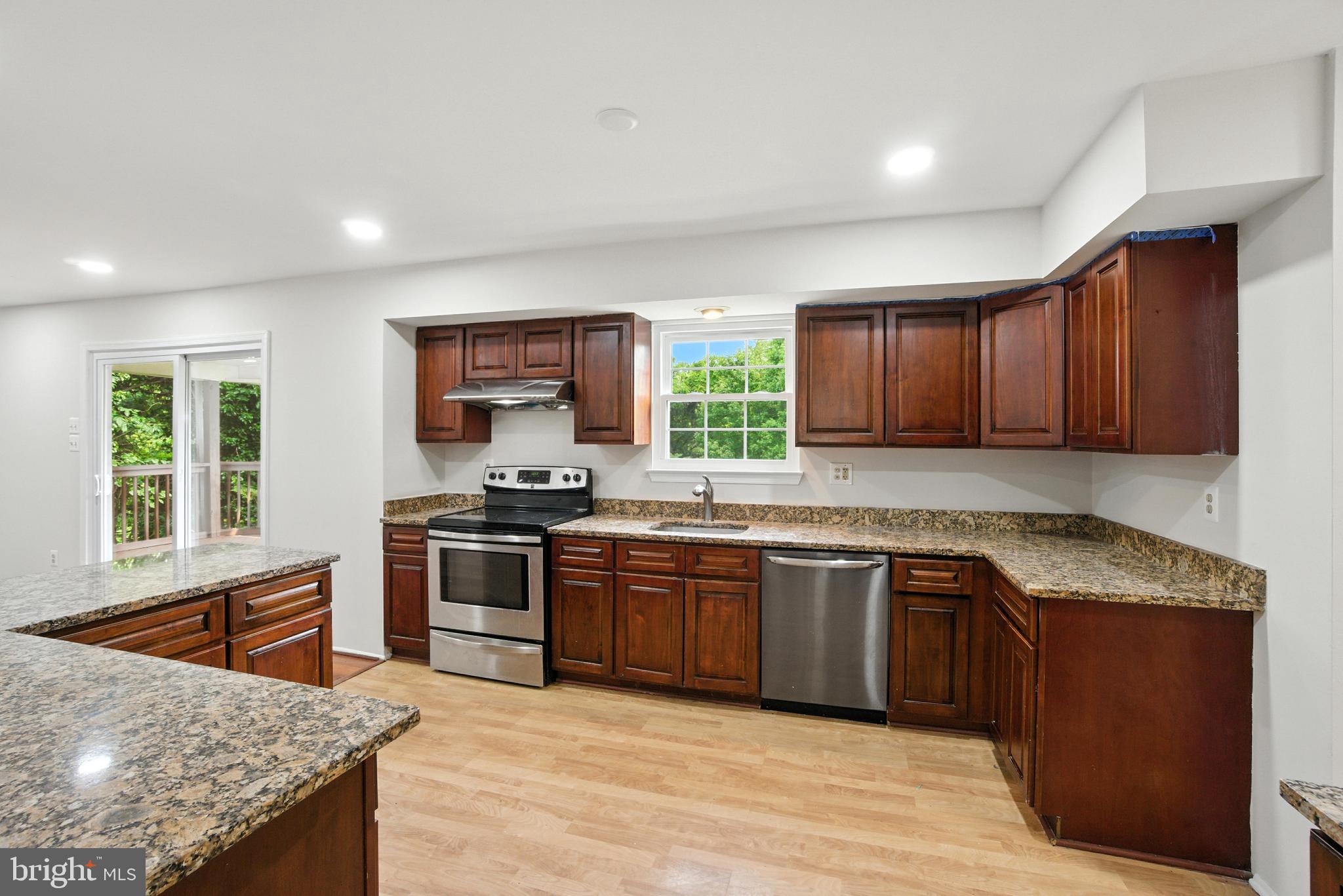 BRAMPTON HILLS - Residential