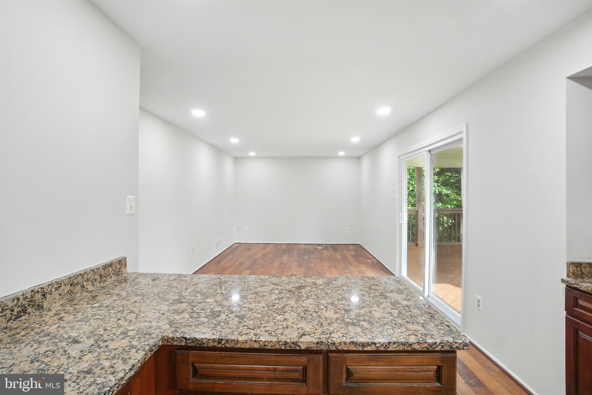 BRAMPTON HILLS - Residential