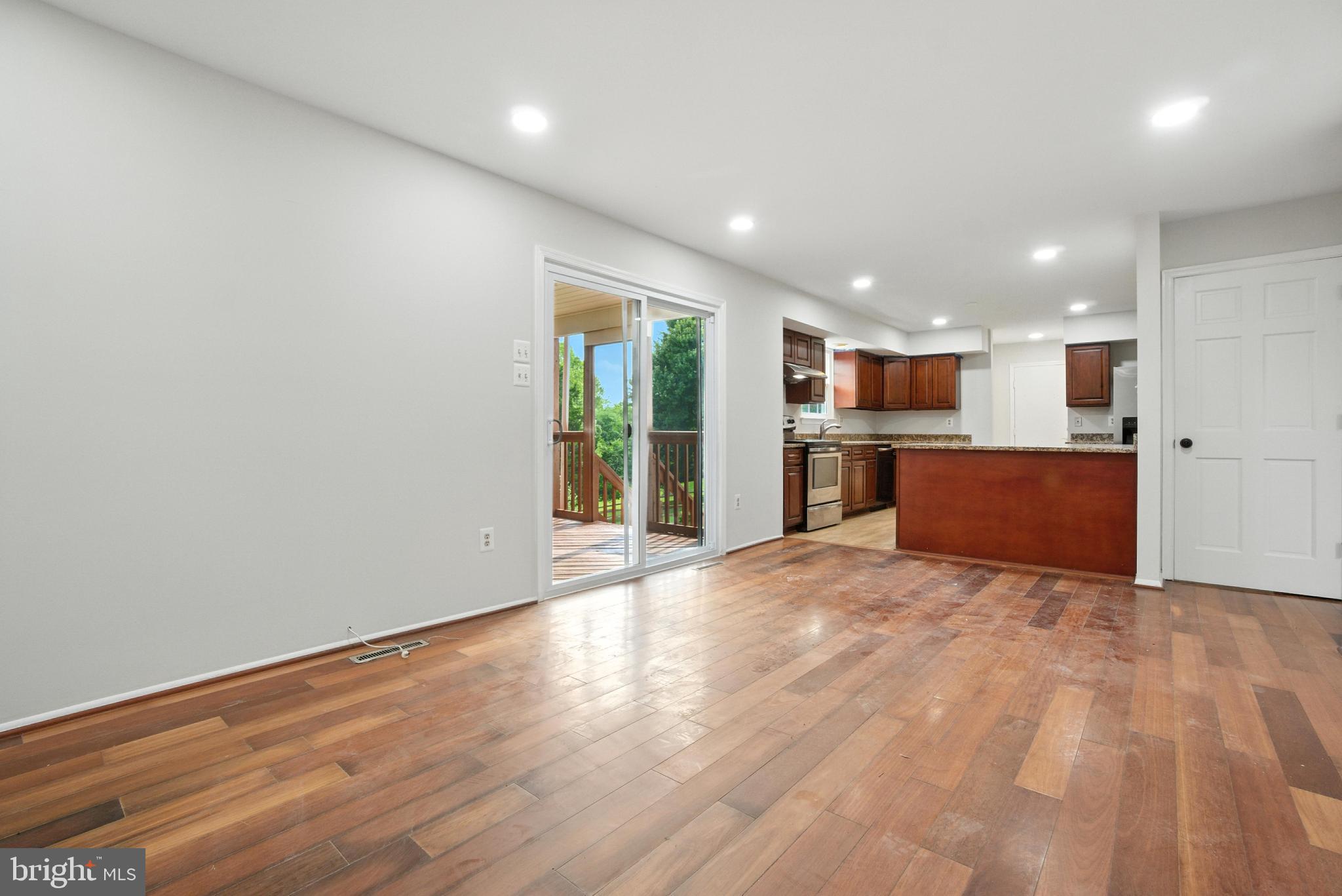 BRAMPTON HILLS - Residential