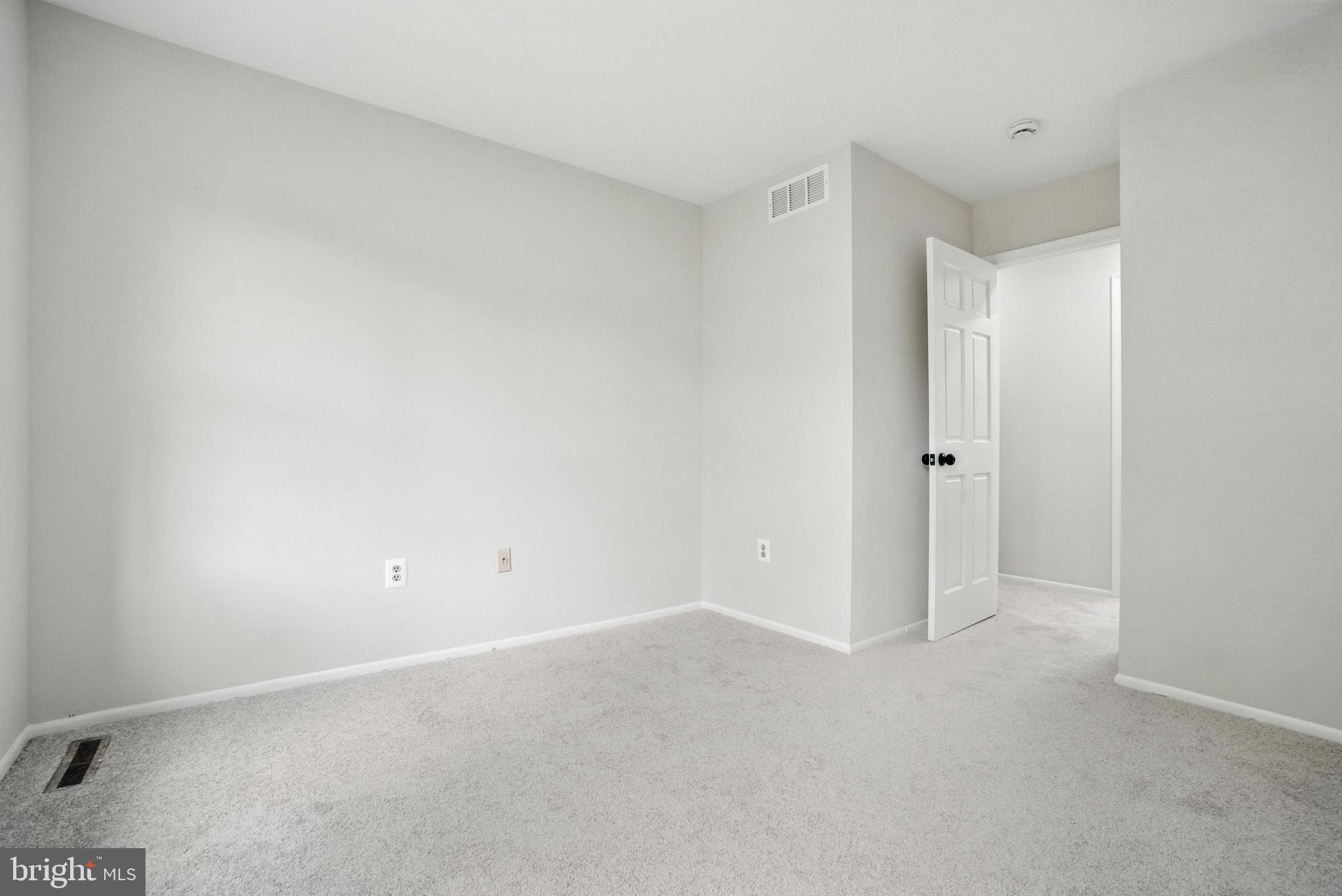 BRAMPTON HILLS - Residential